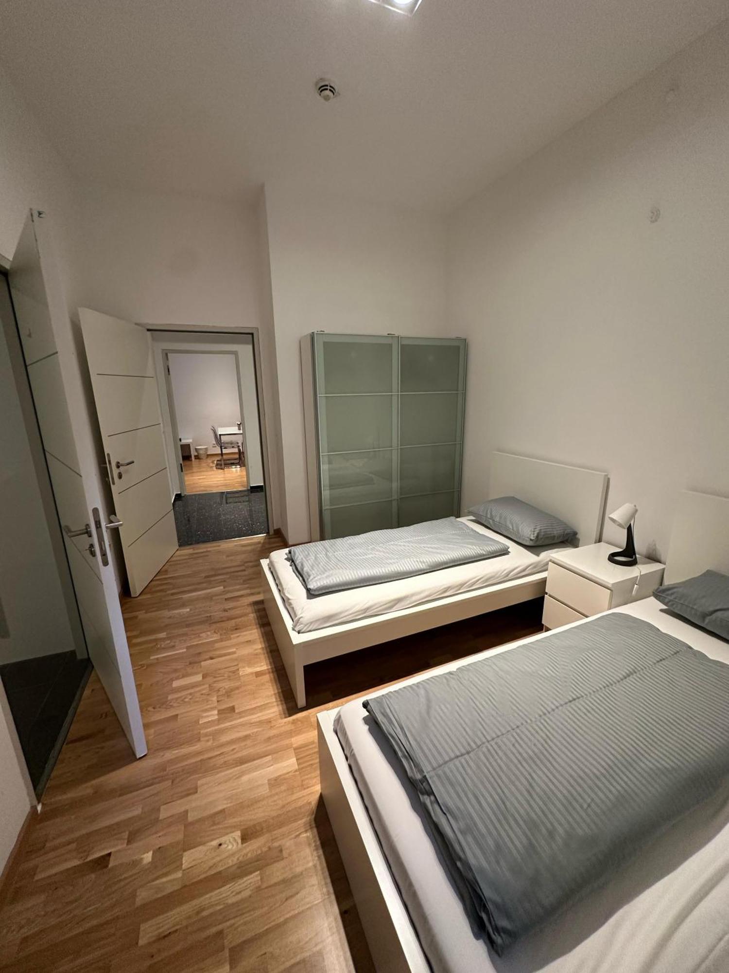 Al Nafurah Apartments Monaco di Baviera Esterno foto